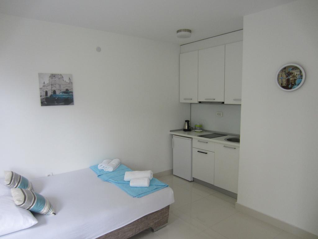 Petrovac Apartments Minja Nerin מראה חיצוני תמונה