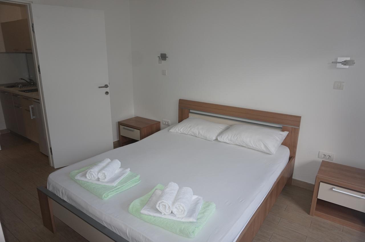 Petrovac Apartments Minja Nerin מראה חיצוני תמונה