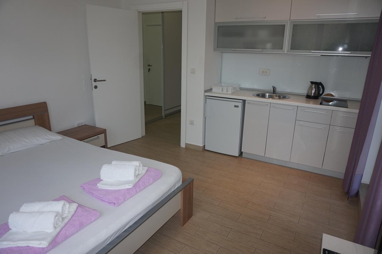Petrovac Apartments Minja Nerin מראה חיצוני תמונה