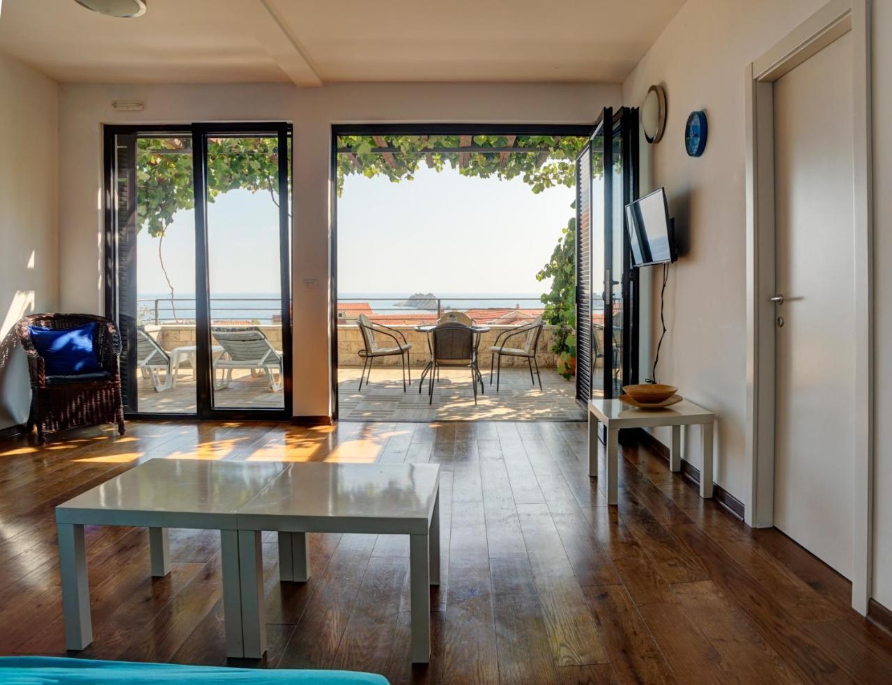 Petrovac Apartments Minja Nerin מראה חיצוני תמונה